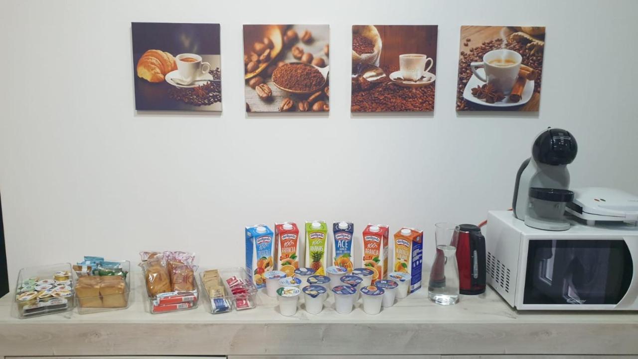 B&B Km 198 - Letto E Colazione Sorbara Exterior foto